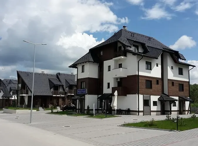 ホテル Apartman Zlatna Ruza *