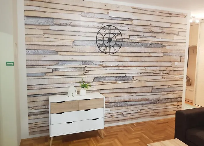 ホテル Apartman Zlatna Ruza *