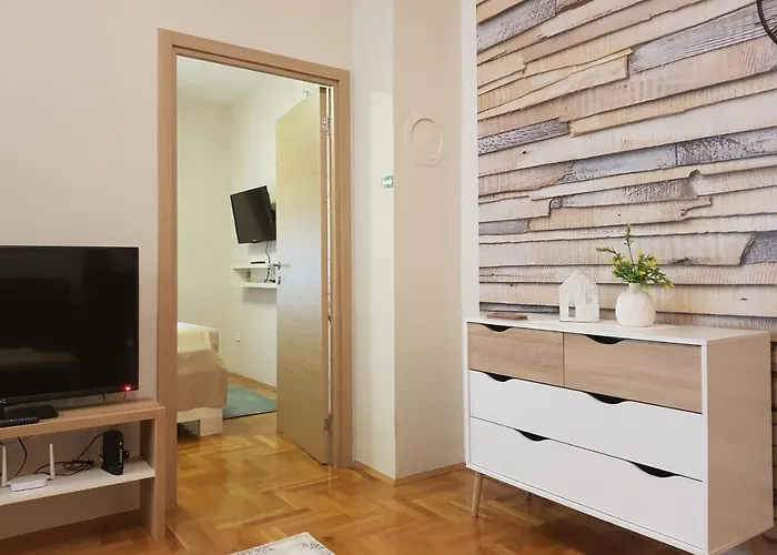 Apartman Zlatna Ruza *